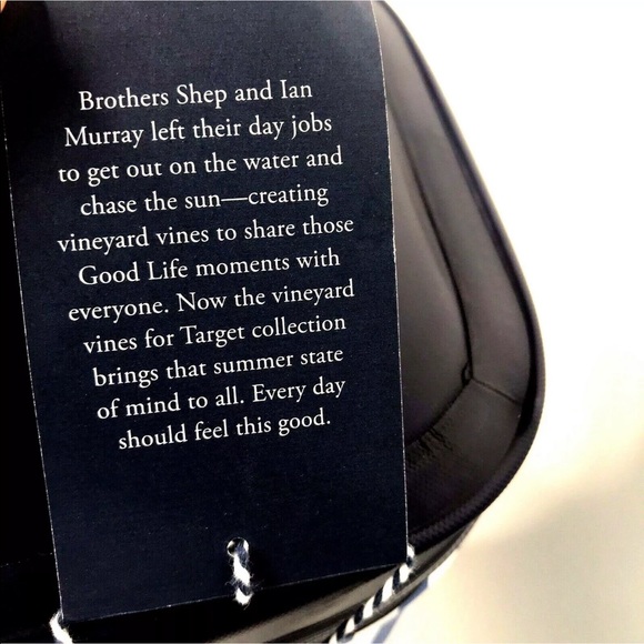 New Vineyard Vines Target Sling Waterproof Cooler - Picture 7 of 8